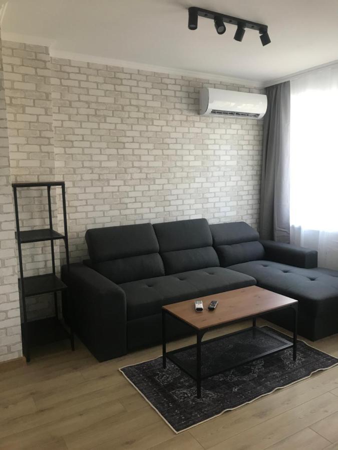 Golden Eye Apartment, City Center, Wi-Fi, Burgas Free University Atanasovo ภายนอก รูปภาพ