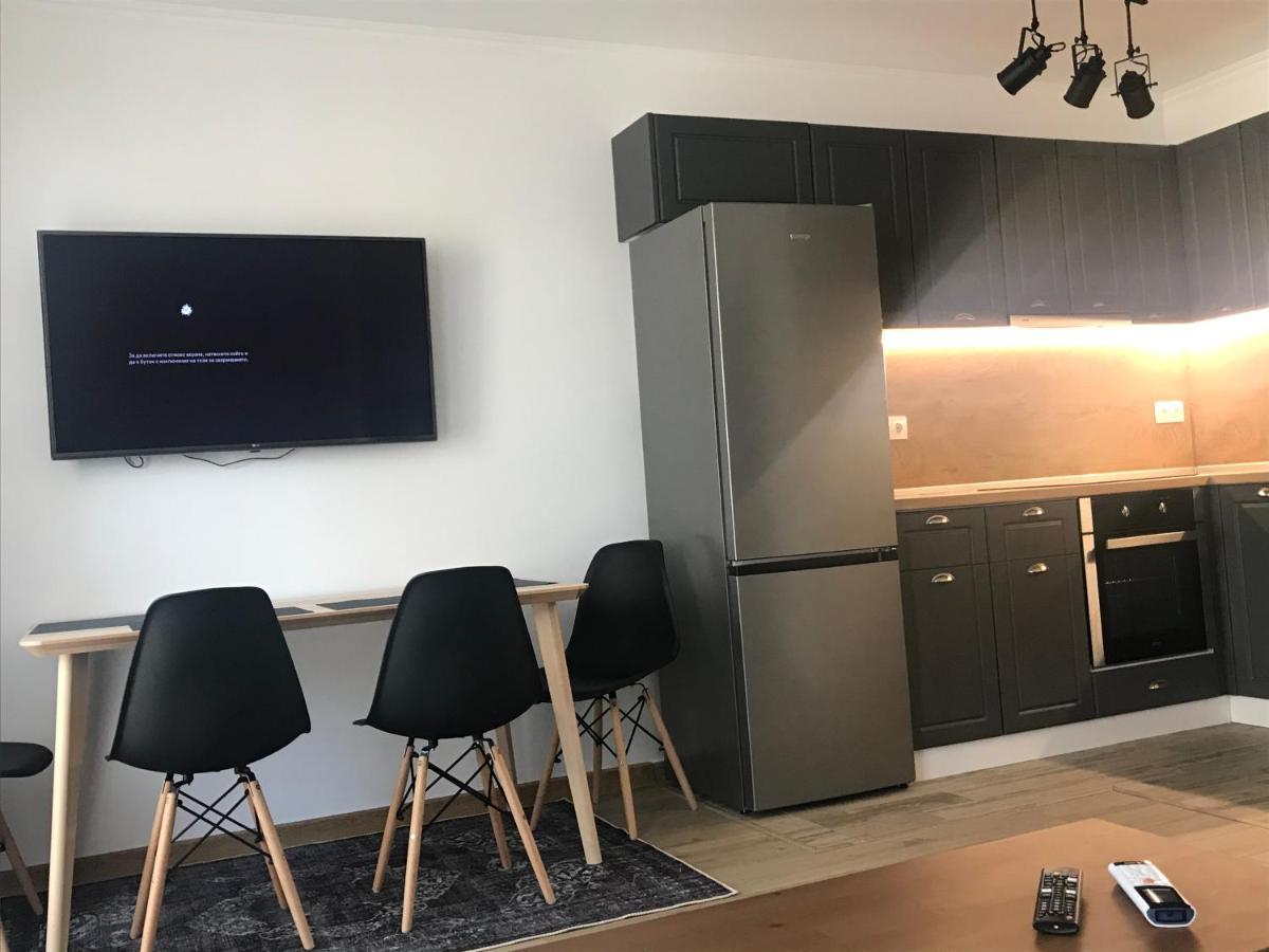 Golden Eye Apartment, City Center, Wi-Fi, Burgas Free University Atanasovo ภายนอก รูปภาพ